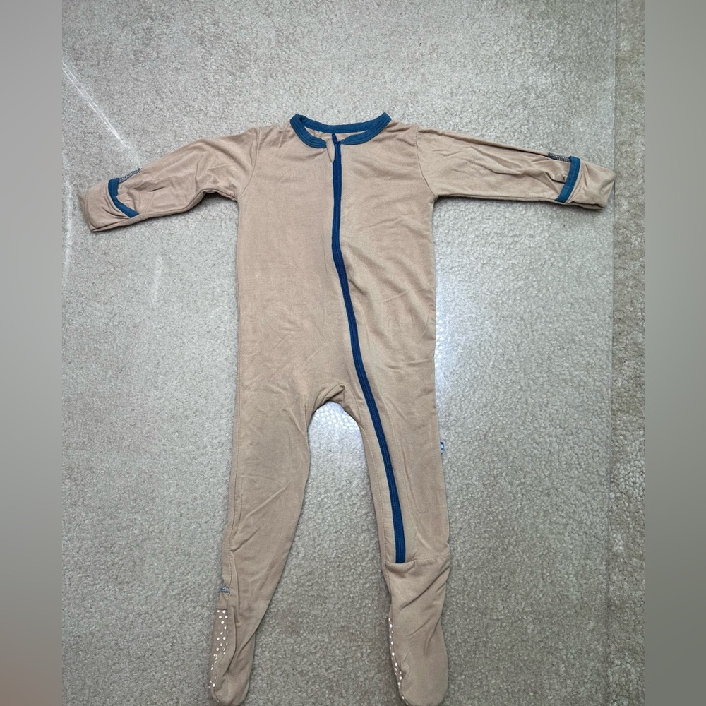 KICKEE PANTS TAN BLUE BAMBOO INFANT BABY XIPOER ROMPER 6-9 MOS